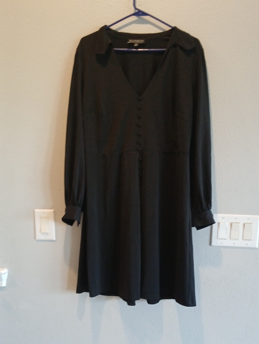 Eloquii Black V-Neck Button-Front Long Sleeve Dress Size 16 Long Sleeve